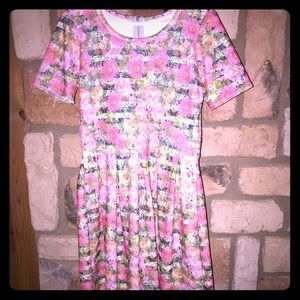 Lularoe Amelia size L